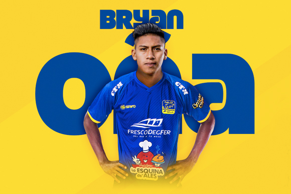 bryan-ona-al-delfin-de-manta.jpg
